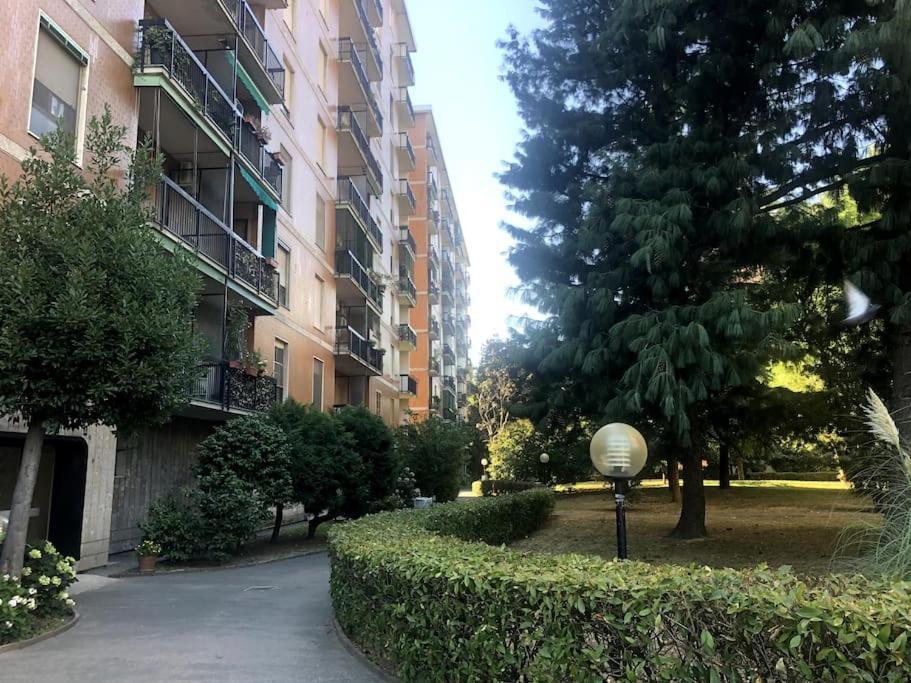 Appartamento Veronica, Per Lavoro E Relax Corsico Zewnętrze zdjęcie