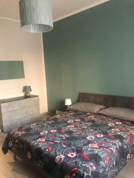 Appartamento Veronica, Per Lavoro E Relax Corsico Zewnętrze zdjęcie