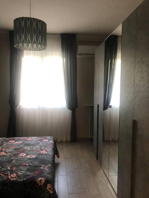 Appartamento Veronica, Per Lavoro E Relax Corsico Zewnętrze zdjęcie